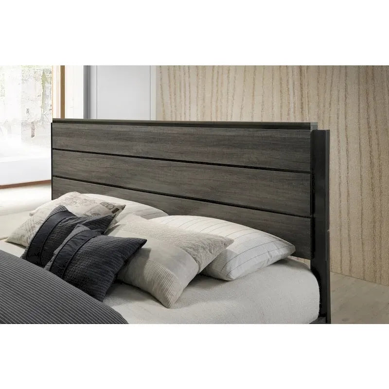 Roundhill Furniture Ioana Antique Grey Wood 5-piece King Size Bedroom Set